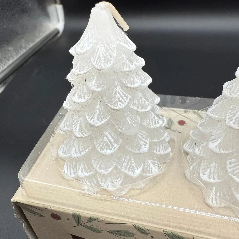 Place & Time White Tree Candles‎ New Unused Set of 8 Unscented Wax Holiday Box